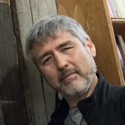 Portrait of Ken Carl