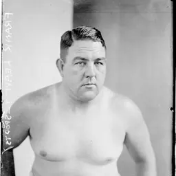 Portrait of Man Mountain Dean