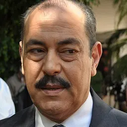 Portrait of Lotfi Bouchnak