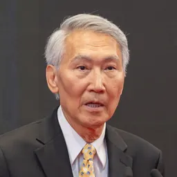 Portrait of Chenming Hu