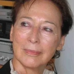 Portrait of Annie Salager