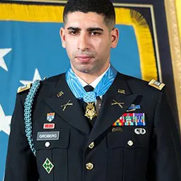Portrait of Florent Groberg
