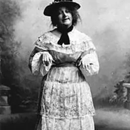 Portrait of Anna Hoffman-Uddgren