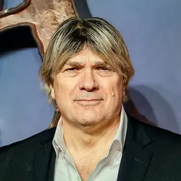 Portrait of Simon Franglen