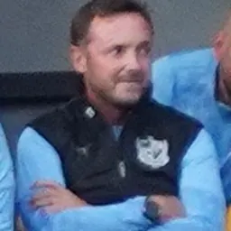 Portrait of Simon Ireland