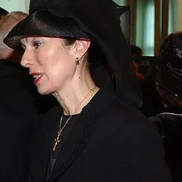 Portrait of Margot Klestil-Löffler