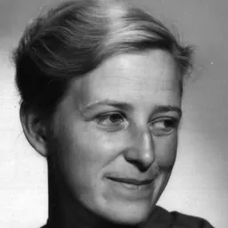 Portrait of Molly Johnson