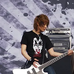 Portrait of Toshiya