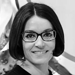 Portrait of Nana Mouskouri