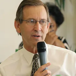 Portrait of Rick Barton