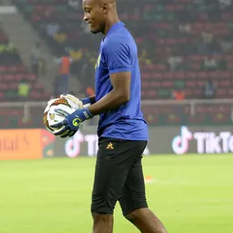 Portrait of Simon Omossola