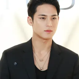 Portrait of Kim Min-gyu