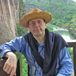 Portrait of Yvo G. Desmedt