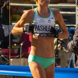 Portrait of Ellie Pashley