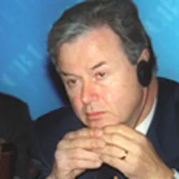 Portrait of Clive Thompson