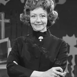 Portrait of Lore Lorentz