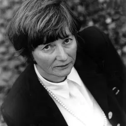 Portrait of Breda Smolnikar