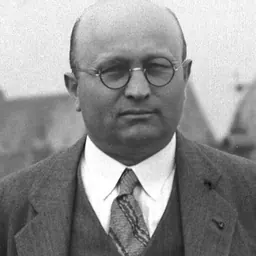 Portrait of Stephen Mizwa