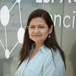 Portrait of Yamina Silva