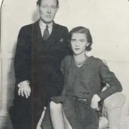 Portrait of Deirdre Hart-Davis