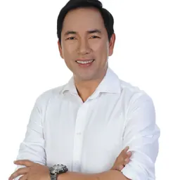 Portrait of Jericho Petilla