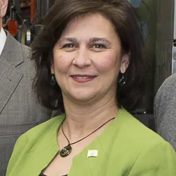 Portrait of Nellie Gorbea