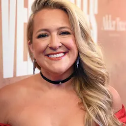 Portrait of Lindsey Ferrentino