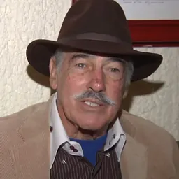 Portrait of Andrés García