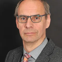 Portrait of Robert Vaßen