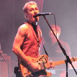 Portrait of Daniel Johns