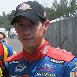 Portrait of Kelly Bires