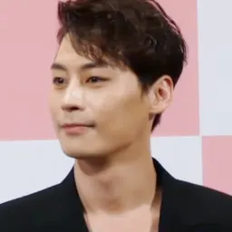 Portrait of Jung Eun-woo