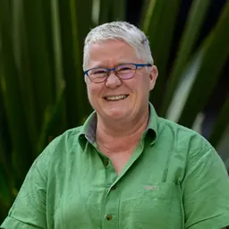 Portrait of Giz Watson