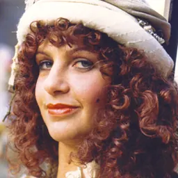 Portrait of Rolanda Chagrin