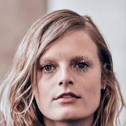 Portrait of Hanne Gaby Odiele