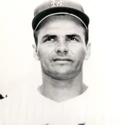 Portrait of Ray Daviault