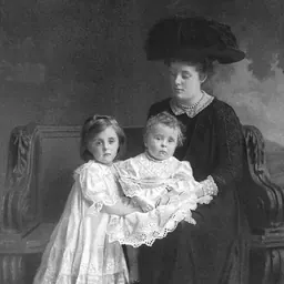 Portrait of Gwendolen Fitzalan-Howard, Duchess of Norfolk