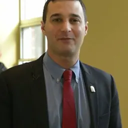 Portrait of Mike Pantelides