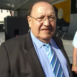Portrait of Roberto Torres