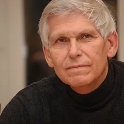 Portrait of Gert Weisskirchen