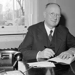 Portrait of John Jennings Jr.