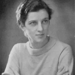 Portrait of Monica Redlich