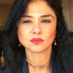 Portrait of Joelle Khoury