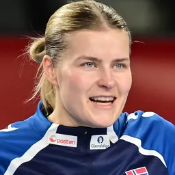Portrait of Maren Aardahl