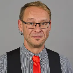 Portrait of Carsten Schatz