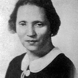 Portrait of Hasya Drori