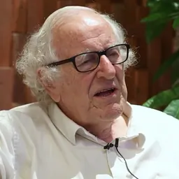 Portrait of Colin Mackerras