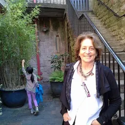 Portrait of Liz Rosenberg