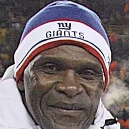 Portrait of Harry Carson