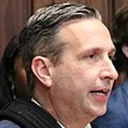 Portrait of Bob Duff